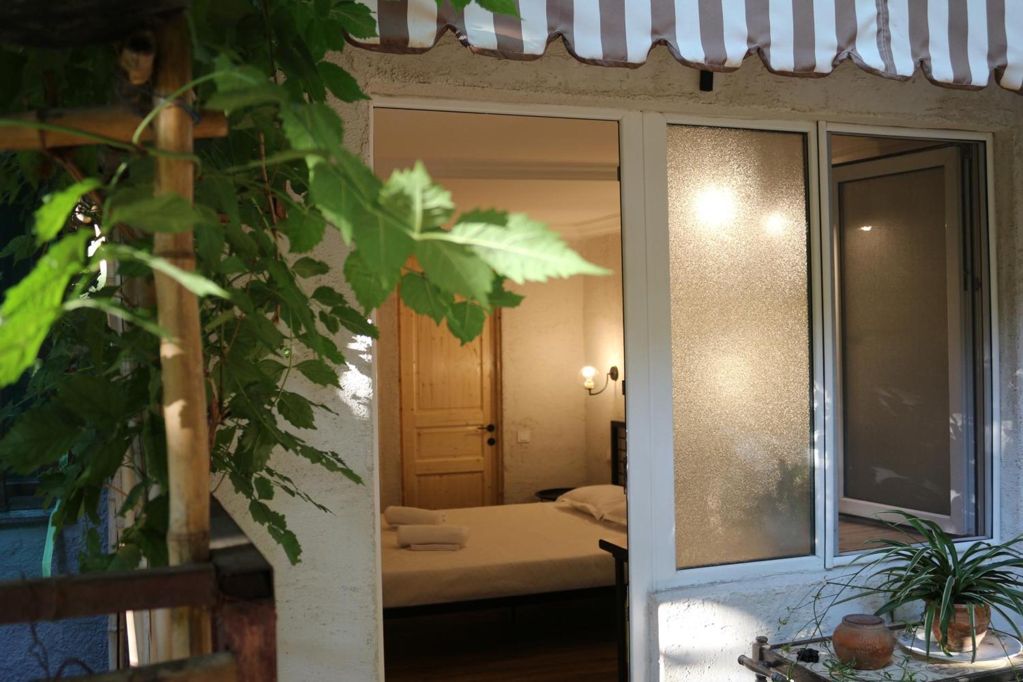Cozy Zandukeli N15 - City Centre Tbilisi ภายนอก รูปภาพ